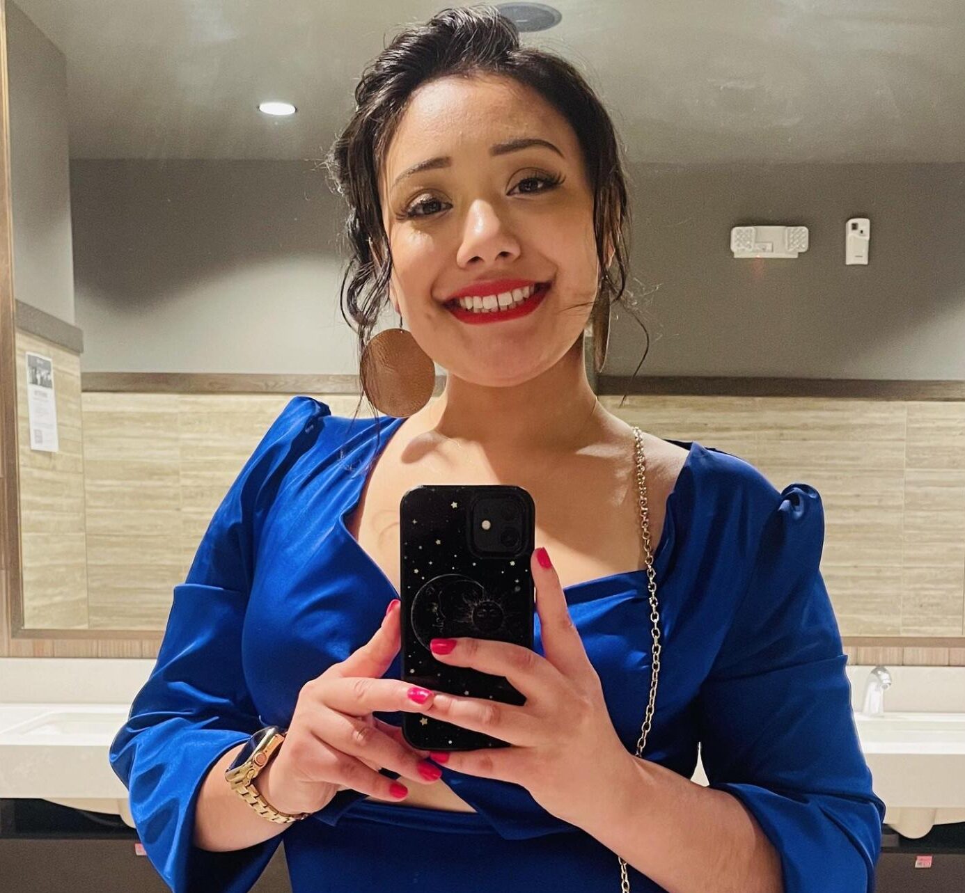 Nina Flores